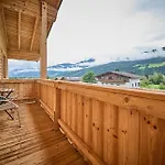Platzhirsch - - Self Check-in Πανσιόν Piesendorf