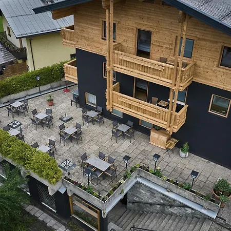 Guest house Platzhirsch - - Self Check-in