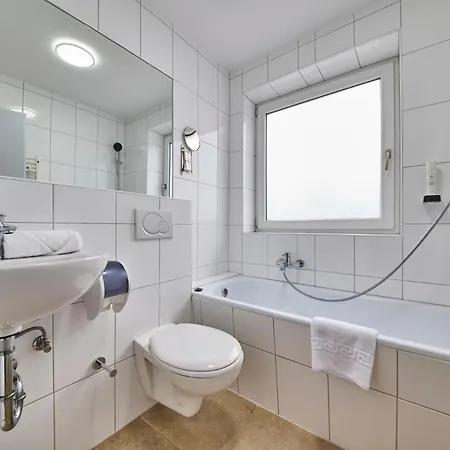 Platzhirsch - - Self Check-in 3* Пизендорф