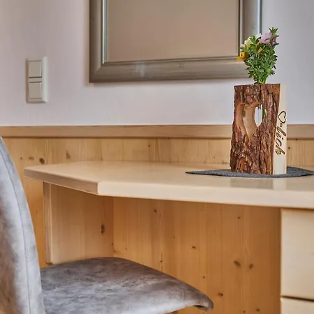 게스트하우스 Platzhirsch - - Self Check-in