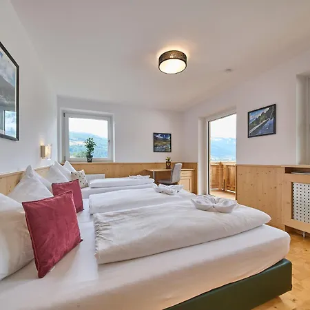 Platzhirsch - - Self Check-in Piesendorf