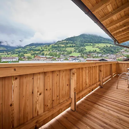 Platzhirsch - - Self Check-in Pensionat