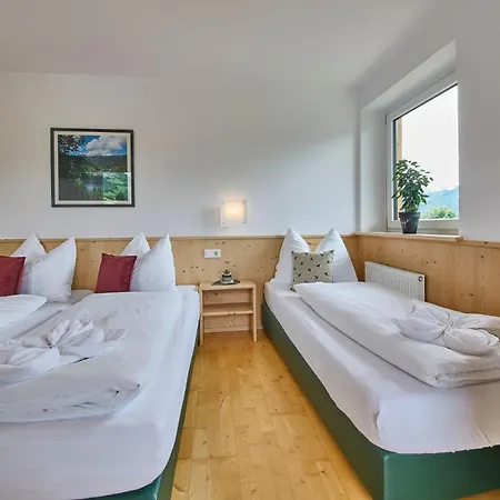 게스트하우스 Platzhirsch - - Self Check-in