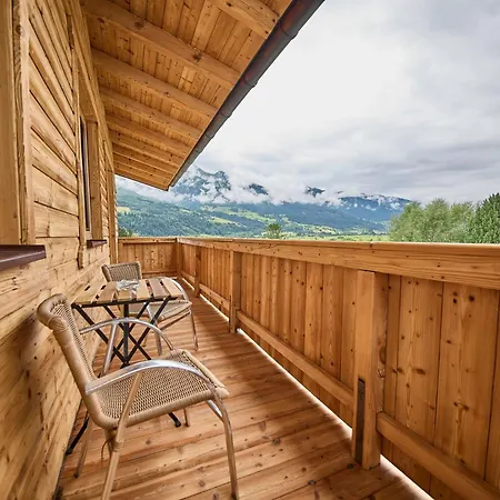 Platzhirsch - - Self Check-in Pensionat Piesendorf