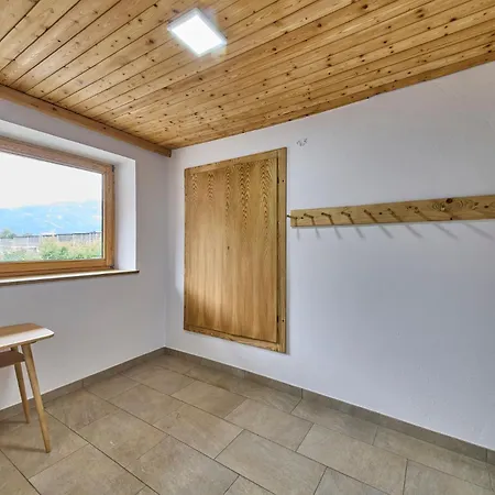 Platzhirsch - - Self Check-in Pensionat 3*