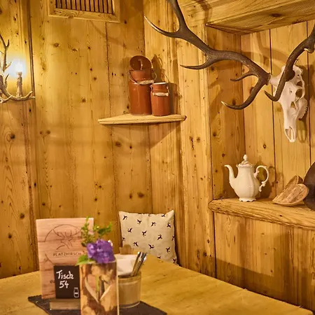 Guest house Platzhirsch - - Self Check-in