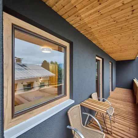 Guest house Platzhirsch - - Self Check-in *